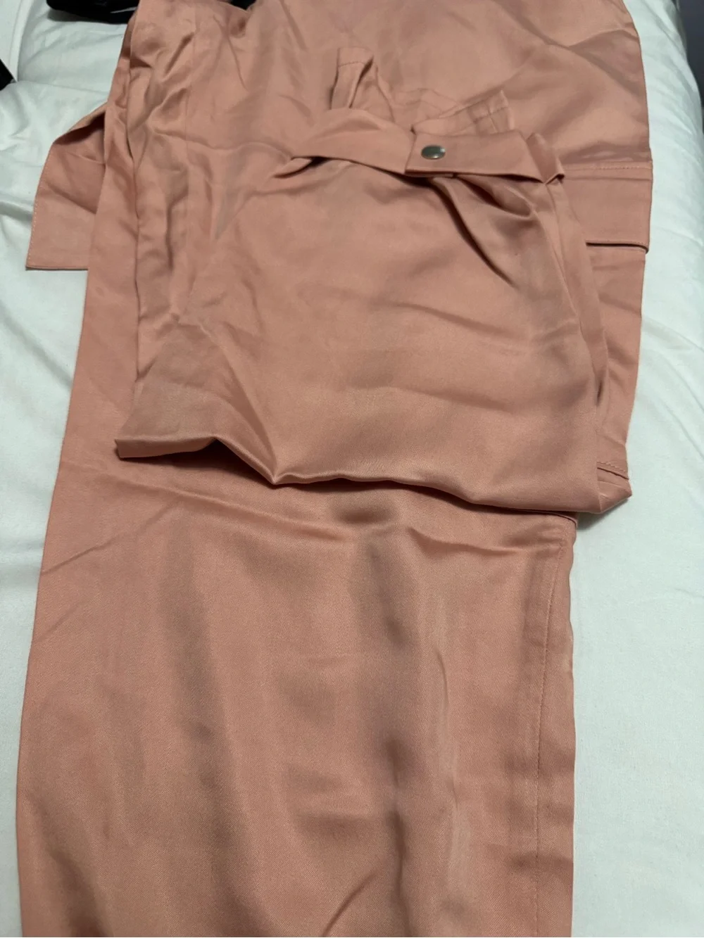 Women’s Pink Tie-Waist Cargo Pants - Picture 2 of 8